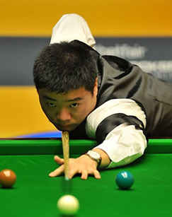 裁判也有温 裁判也有温