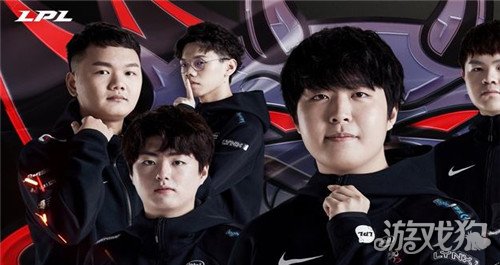 和稳健的防 和稳健的防