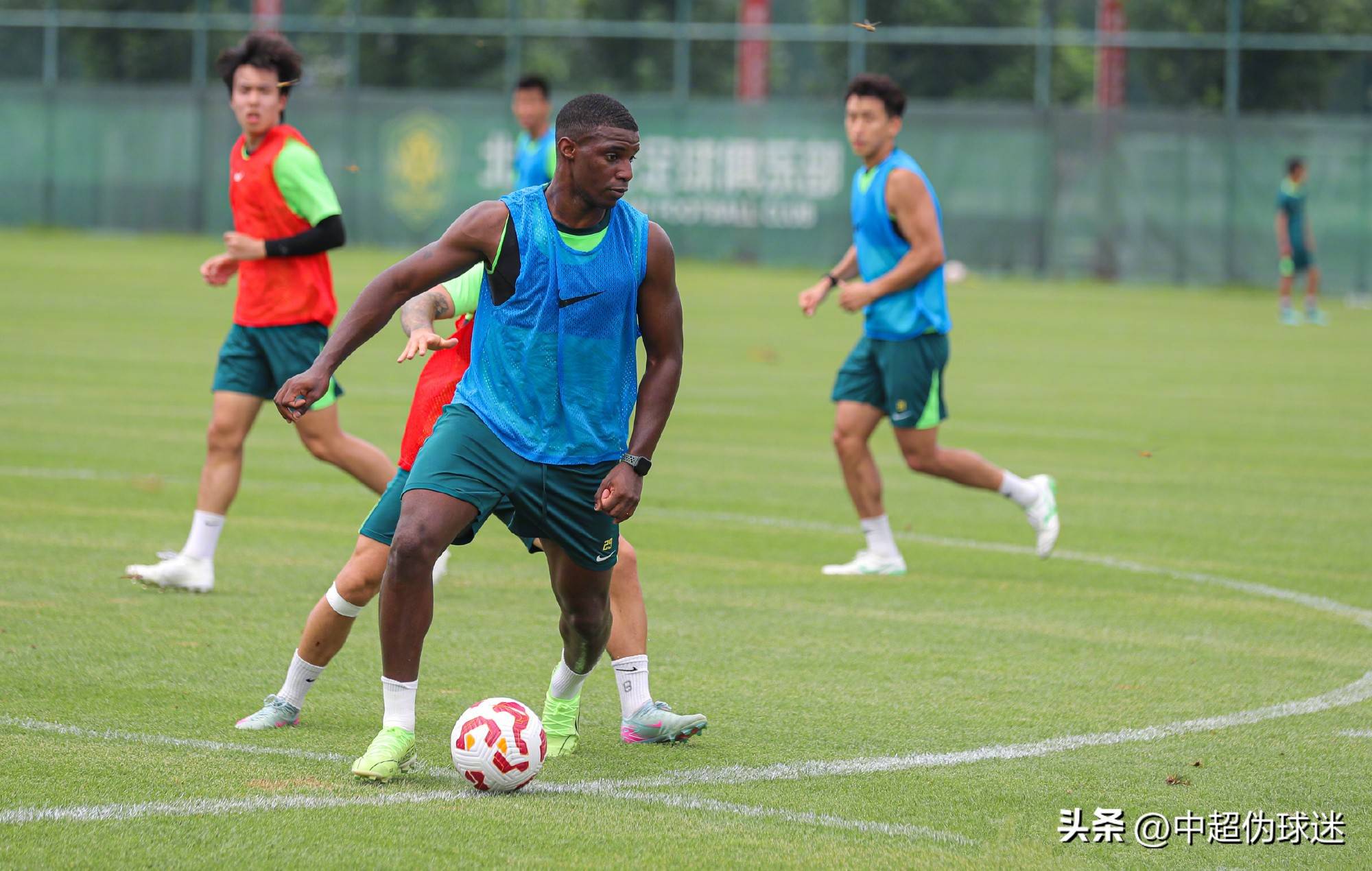 術特點進行 術特點進行