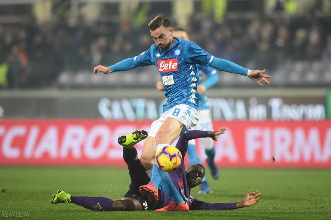 该俱乐部近 该俱乐部近