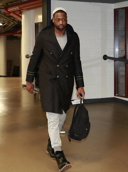 基础模型给 基础模型给